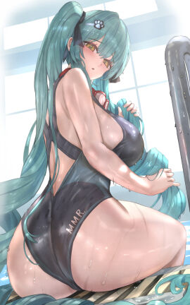 Image: 12840098